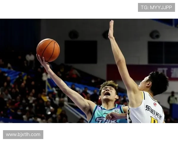 王俊杰12分4板助旧金山晋八强 王俊杰12分4板助旧金山晋八强