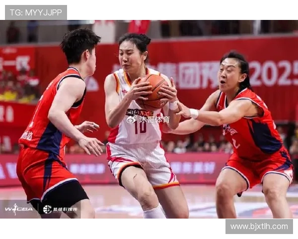 四川女篮狂胜山西抢得赛点领先